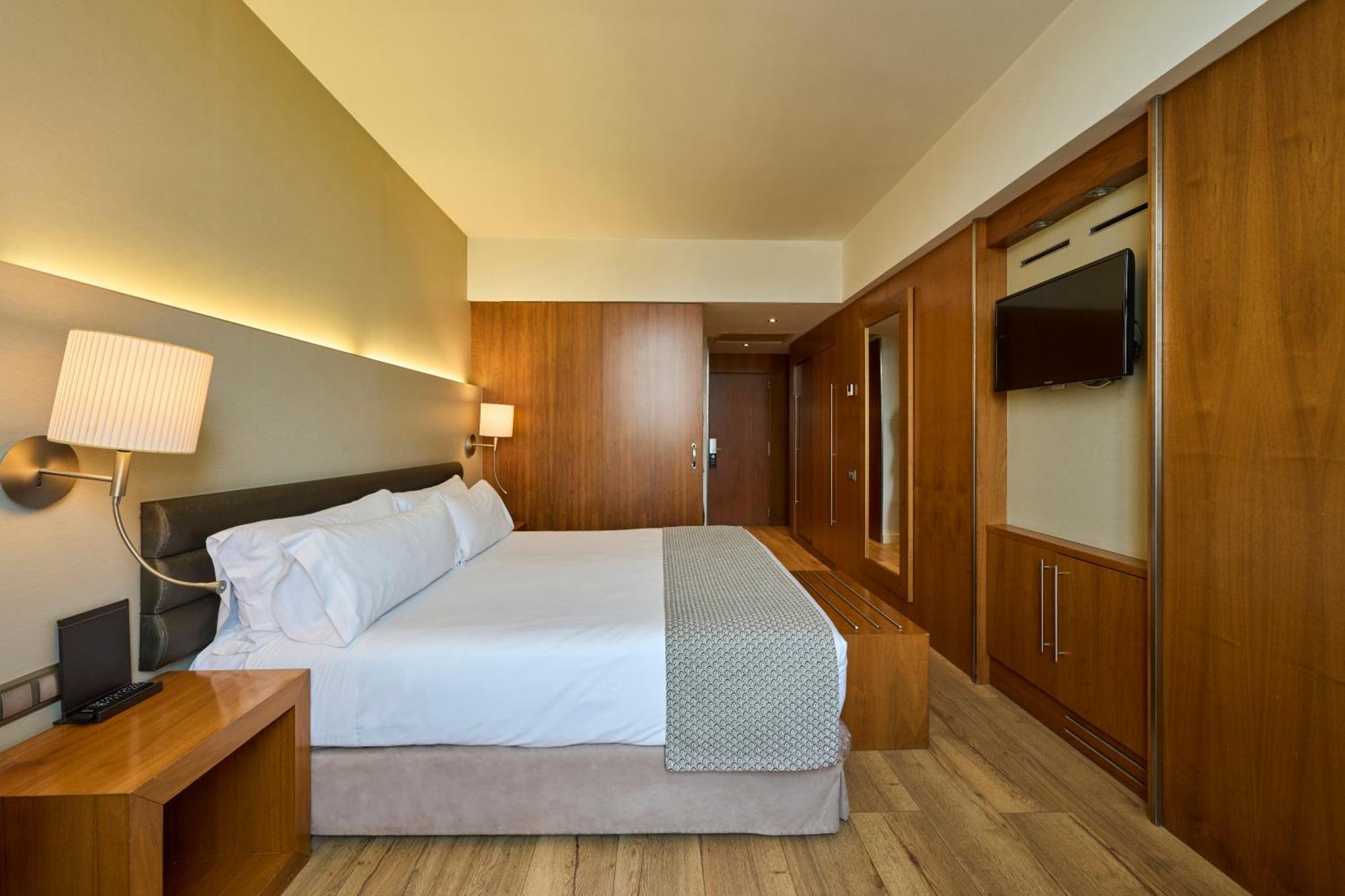 Hotel Catalonia Ramblas 4* Sup